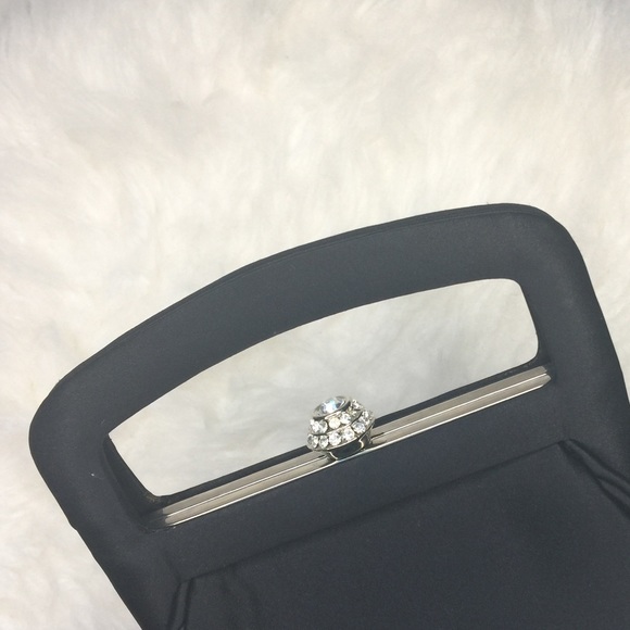 Valerie Stevens clutch - Picture 9 of 16